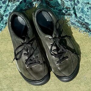 Keen Black Athletic Shoes